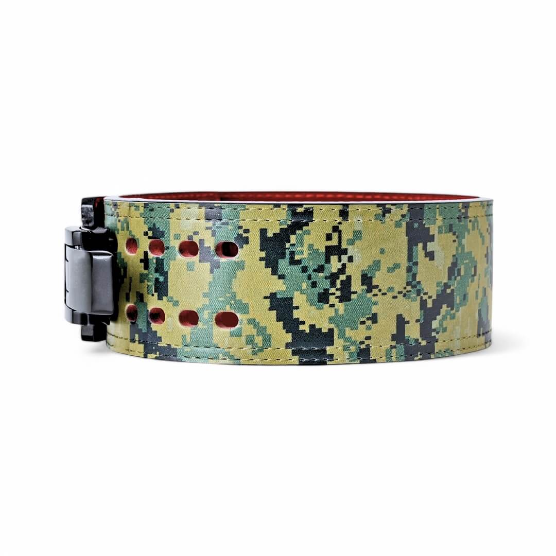 4th image of camo Weightlifting Belt on display with black lever buckle | Powerlifting belt featuring adjustable lever buckle.