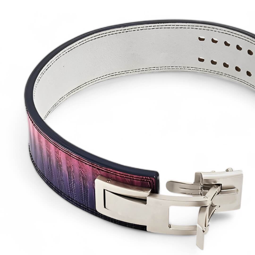 Close up view of powerlifting lever belt | vibrant colored weightlifting belts with adjustable lever and usapl approved.