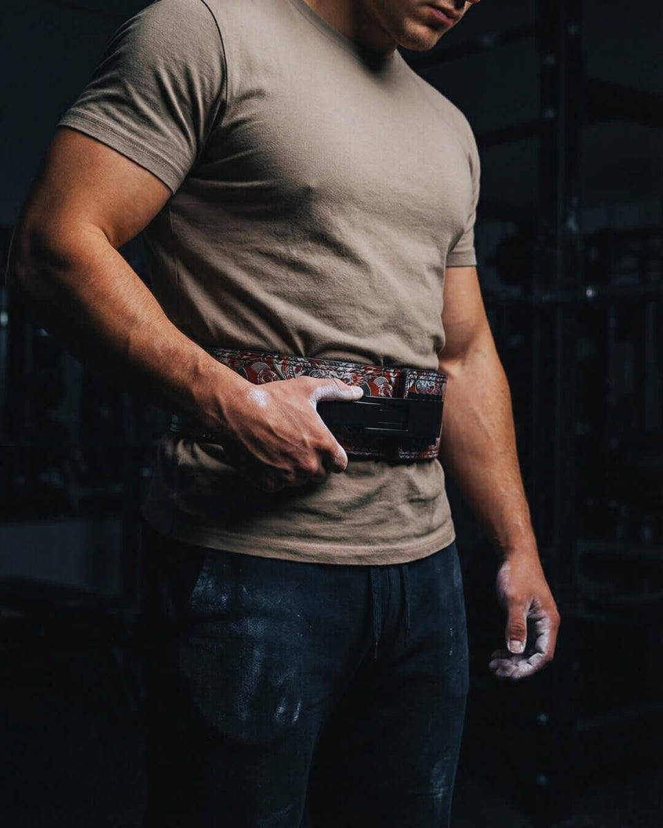 model with weightlifting belt for strength training and powerlifting